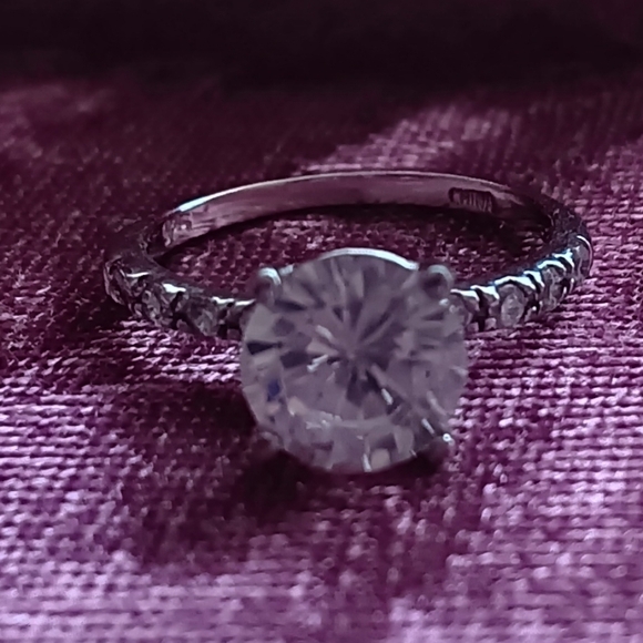 Silver Clear Cubic Zirconia Ring - Picture 3 of 12